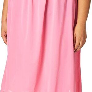 Women's Plus-Size Petals 40 Inch Sleeveless Waltz Gown